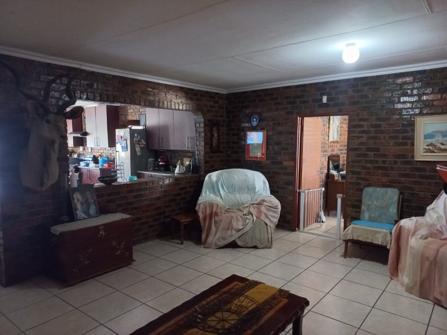 7 Bedroom Property for Sale in Vaal Power A H Free State